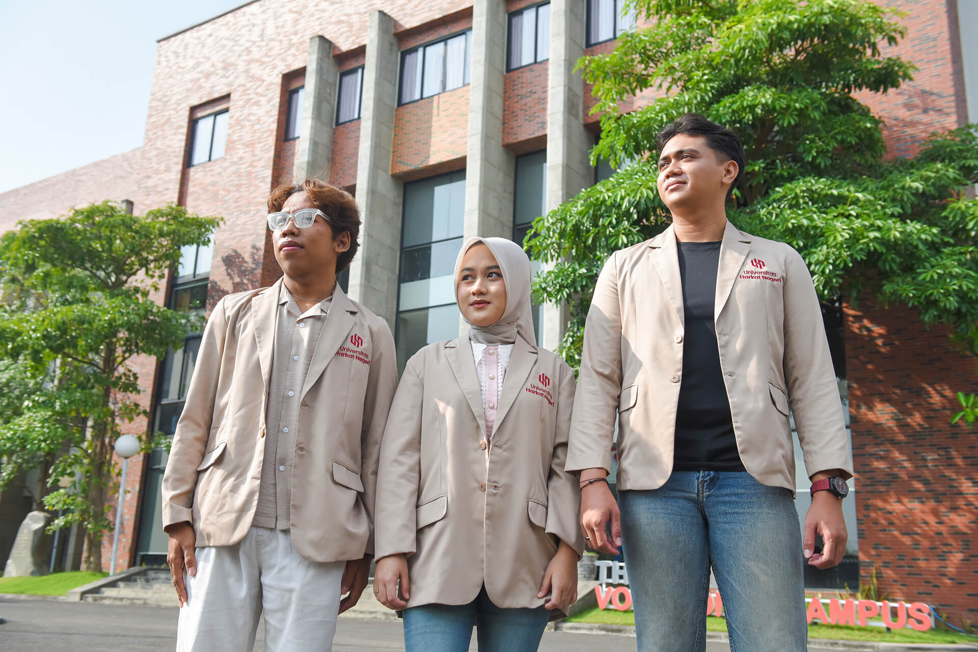 images/akademik_background 1755696417.jpg